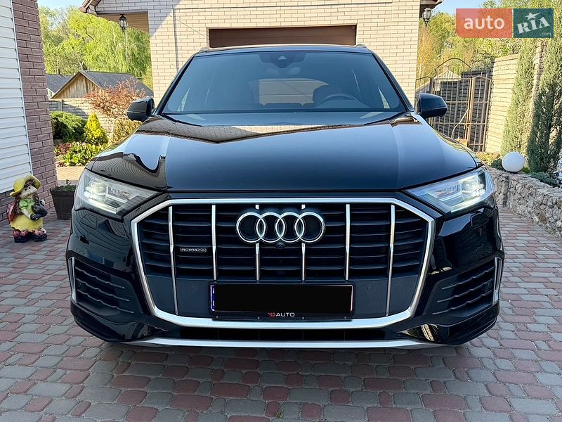 Позашляховик / Кросовер Audi Q7 2021 в Прилуках