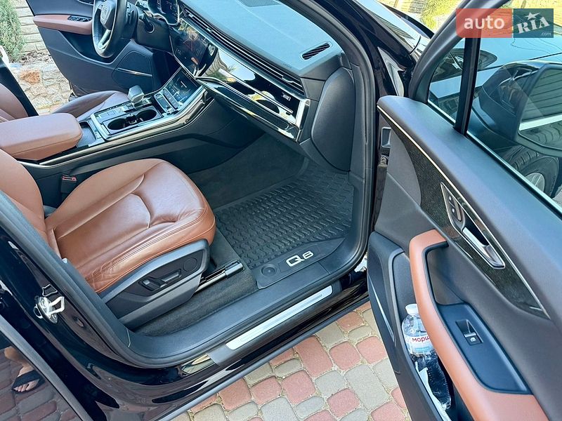Позашляховик / Кросовер Audi Q7 2021 в Прилуках