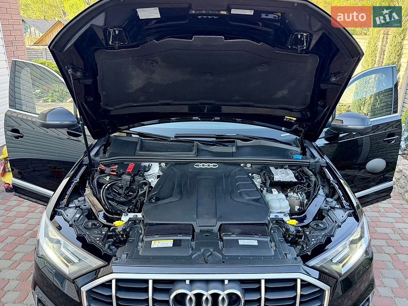Позашляховик / Кросовер Audi Q7 2021 в Прилуках