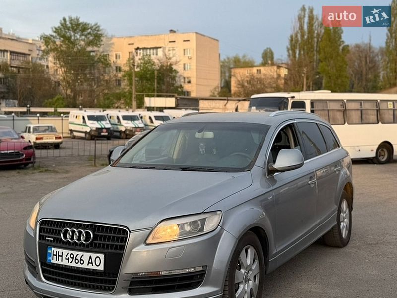 Позашляховик / Кросовер Audi Q7 2007 в Одесі