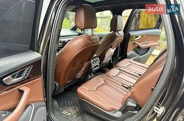 Внедорожник / Кроссовер Audi Q7 2017 в Моршине