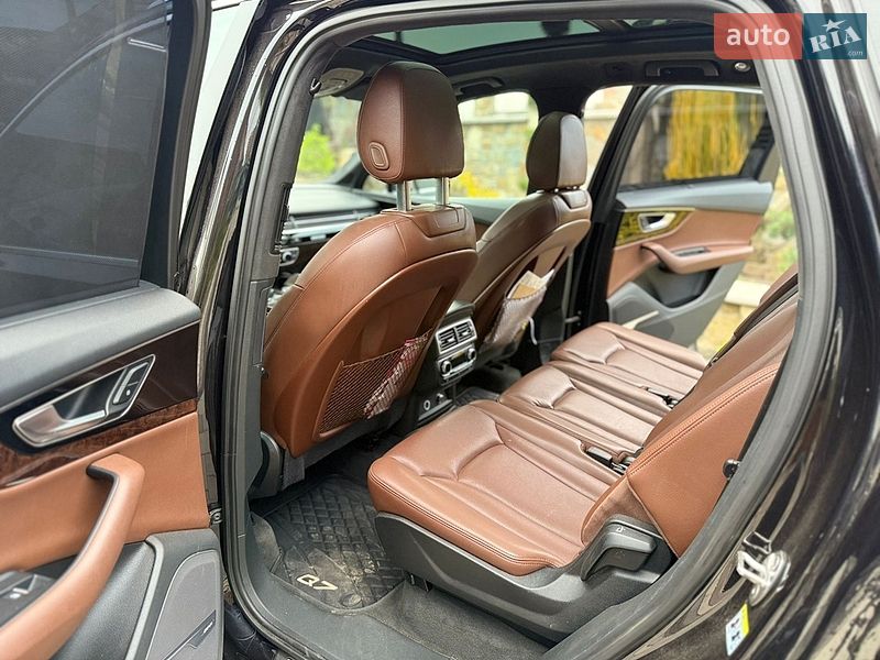 Внедорожник / Кроссовер Audi Q7 2017 в Моршине