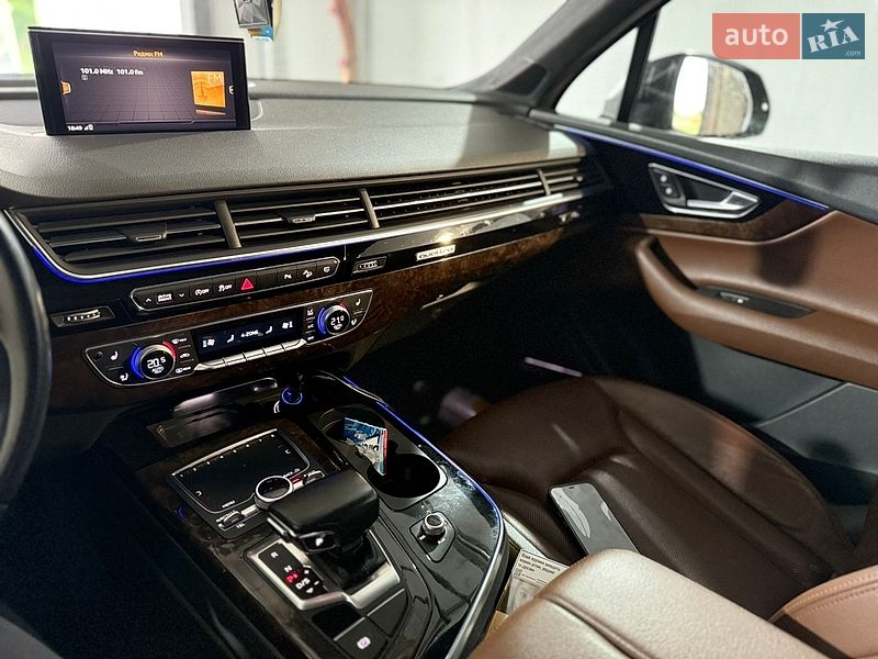 Внедорожник / Кроссовер Audi Q7 2017 в Моршине