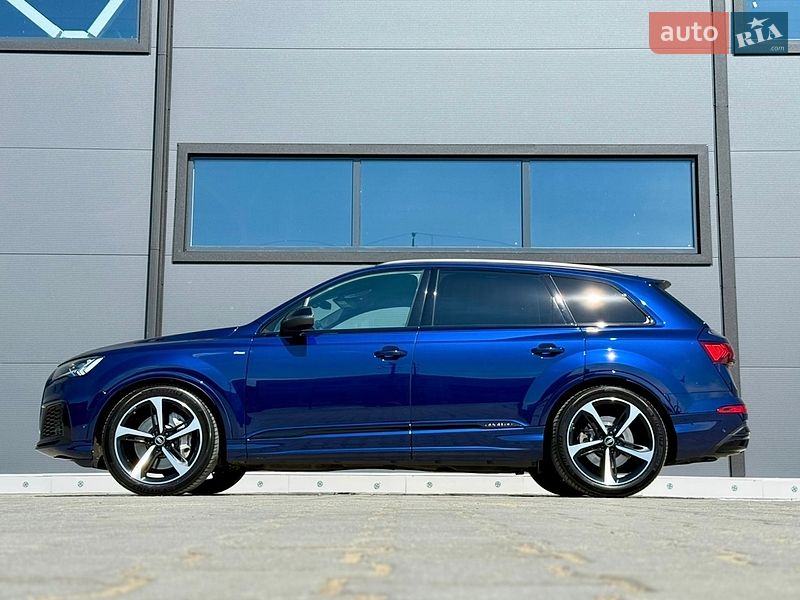 Внедорожник / Кроссовер Audi Q7 2020 в Броварах
