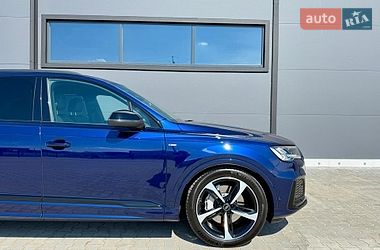 Внедорожник / Кроссовер Audi Q7 2020 в Броварах