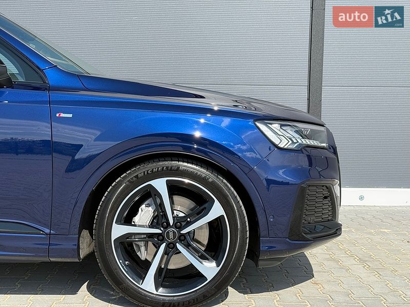 Внедорожник / Кроссовер Audi Q7 2020 в Броварах