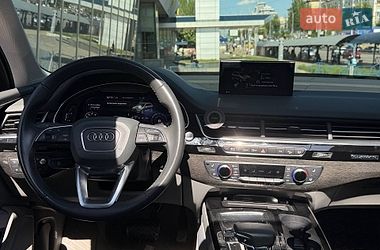 Внедорожник / Кроссовер Audi Q7 2018 в Киеве