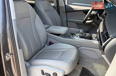 Внедорожник / Кроссовер Audi Q7 2018 в Киеве