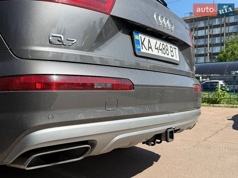 Внедорожник / Кроссовер Audi Q7 2018 в Киеве