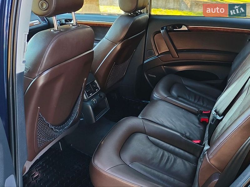 Внедорожник / Кроссовер Audi Q7 2014 в Дубно
