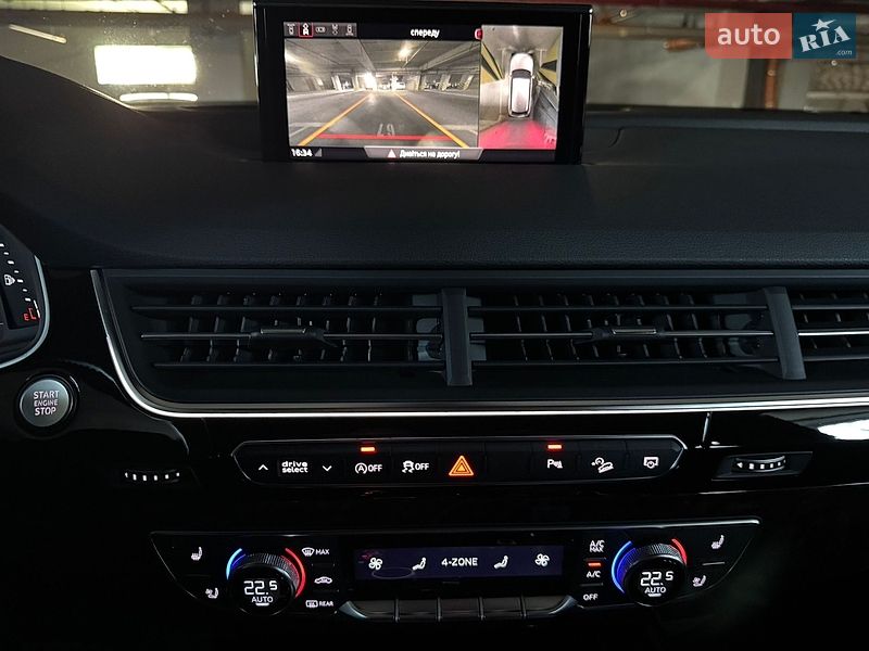 Позашляховик / Кросовер Audi Q7 2018 в Дніпрі