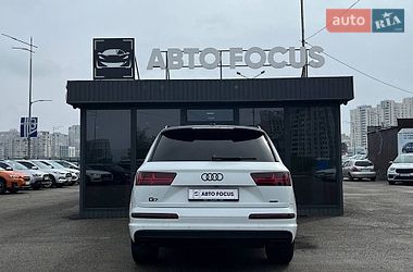 Внедорожник / Кроссовер Audi Q7 2017 в Киеве