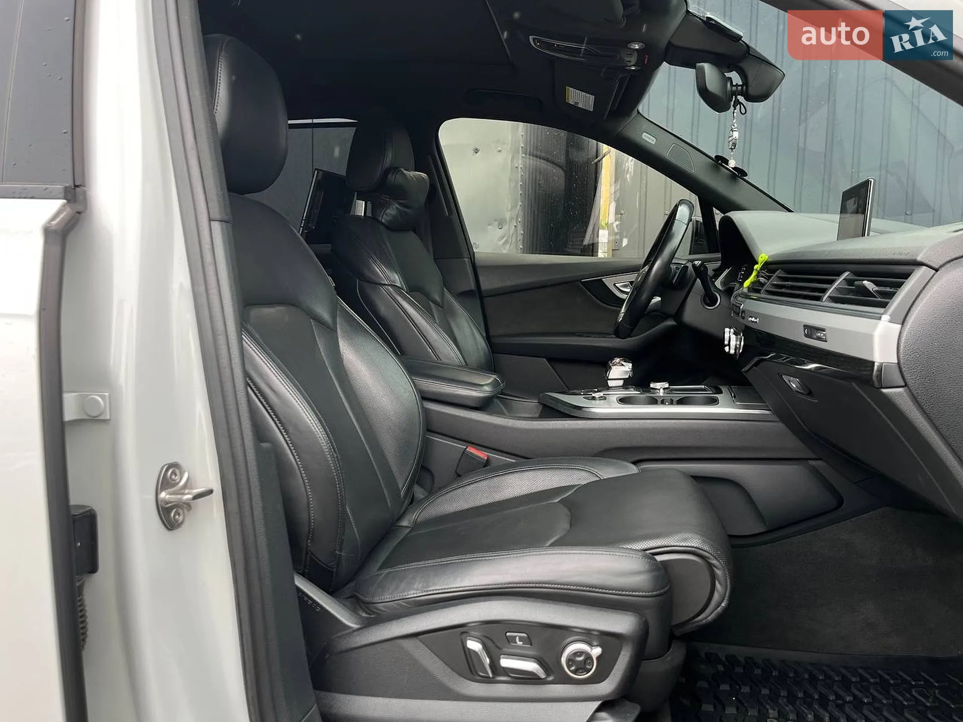 2017 Audi Q7 - мініатюра 12