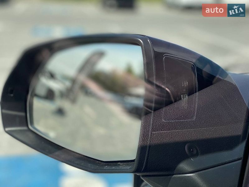 Внедорожник / Кроссовер Audi Q7 2018 в Киеве