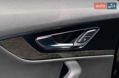 Внедорожник / Кроссовер Audi Q7 2018 в Киеве