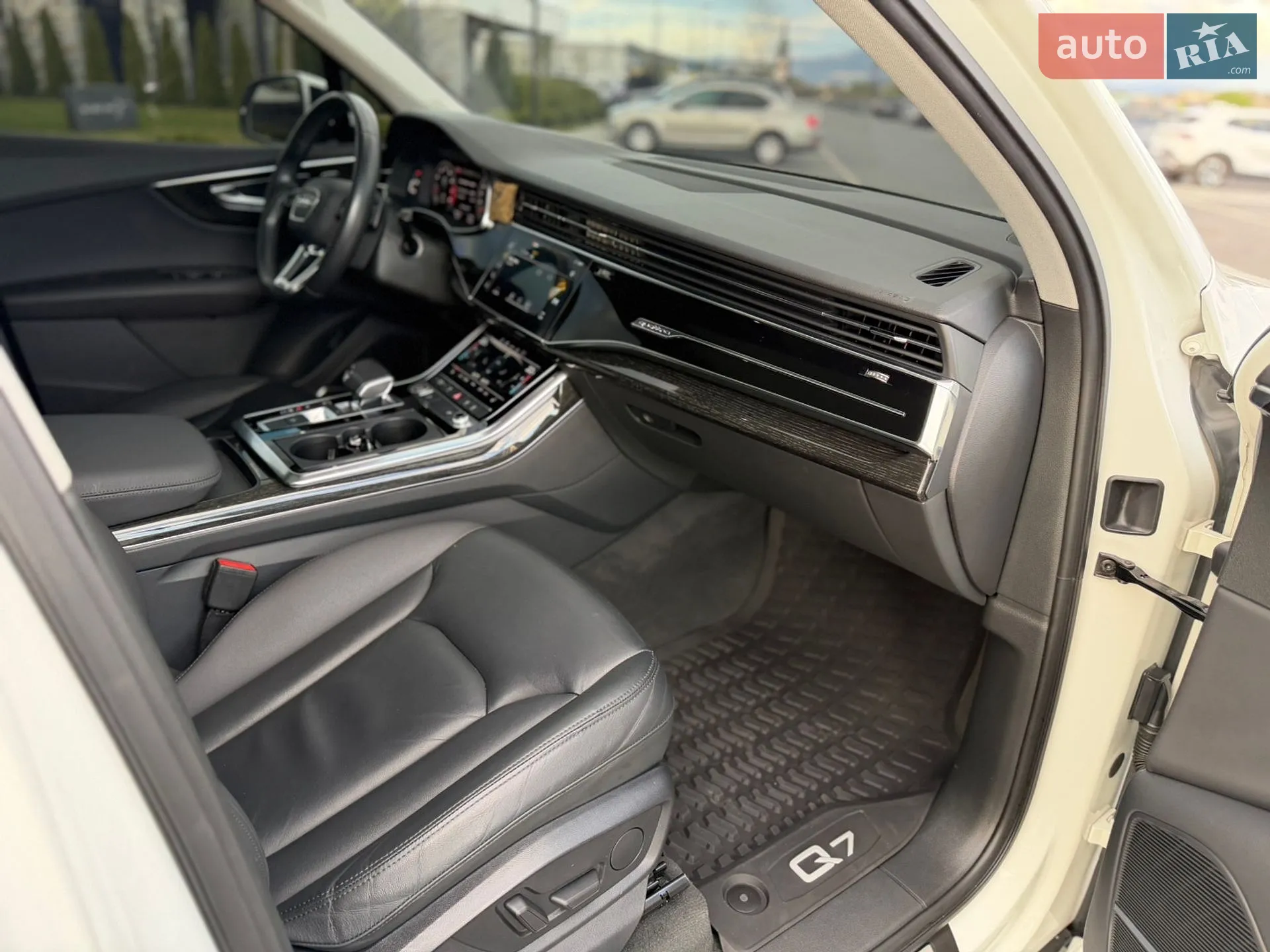 2020 Audi Q7 - мініатюра 20