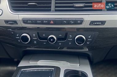 Внедорожник / Кроссовер Audi Q7 2018 в Киеве