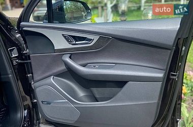 Внедорожник / Кроссовер Audi Q7 2018 в Киеве
