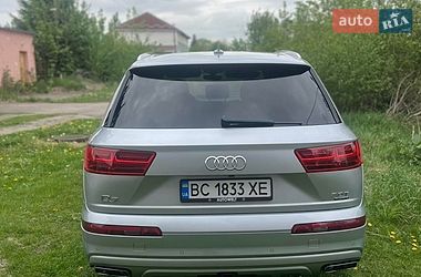 Внедорожник / Кроссовер Audi Q7 2017 в Городке