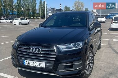 Позашляховик / Кросовер Audi Q7 2017 в Києві