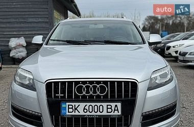 Внедорожник / Кроссовер Audi Q7 2014 в Ровно