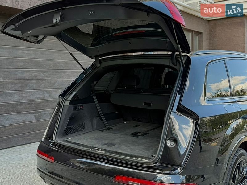 Внедорожник / Кроссовер Audi Q7 2018 в Николаеве