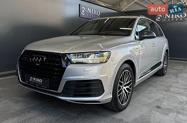 Внедорожник / Кроссовер Audi Q7 2017 в Киеве