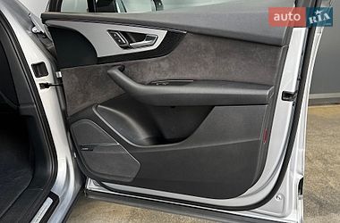 Внедорожник / Кроссовер Audi Q7 2017 в Киеве