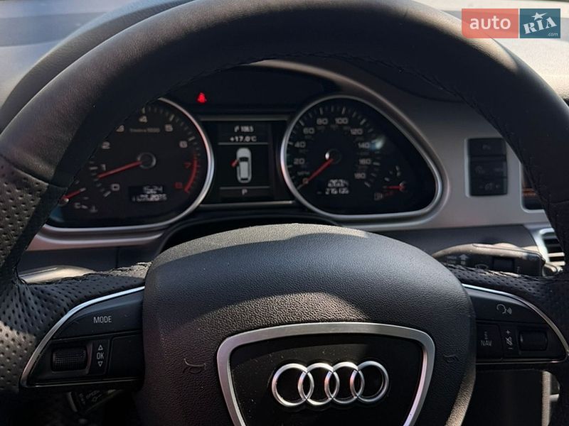 Внедорожник / Кроссовер Audi Q7 2012 в Киеве