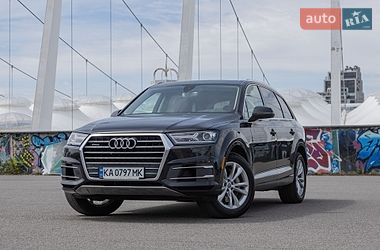 Внедорожник / Кроссовер Audi Q7 2016 в Киеве