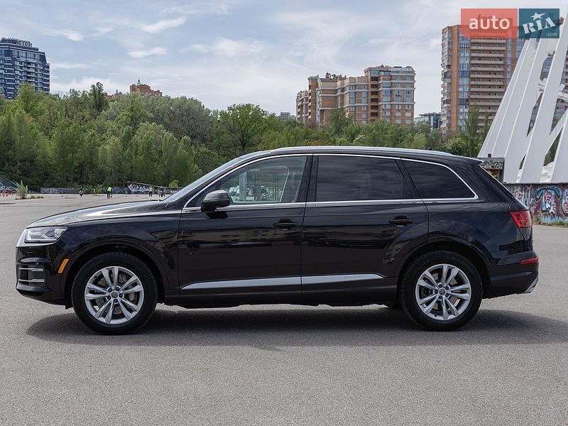 Внедорожник / Кроссовер Audi Q7 2016 в Киеве
