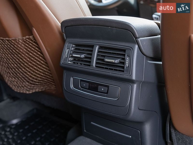 Внедорожник / Кроссовер Audi Q7 2016 в Киеве
