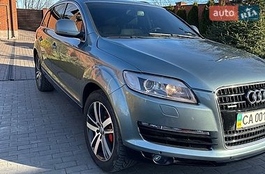 Внедорожник / Кроссовер Audi Q7 2008 в Киеве