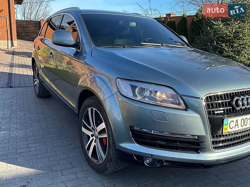Внедорожник / Кроссовер Audi Q7 2008 в Киеве