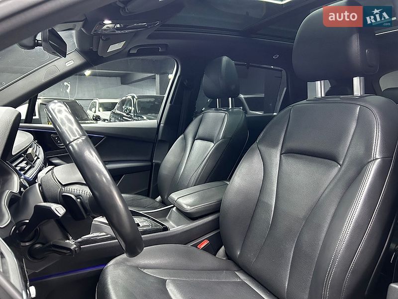 Позашляховик / Кросовер Audi Q7 2018 в Чернівцях