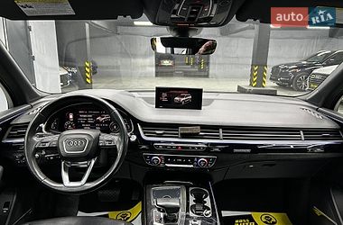 Позашляховик / Кросовер Audi Q7 2018 в Чернівцях