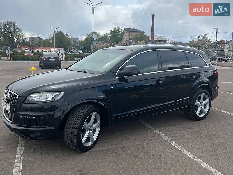Позашляховик / Кросовер Audi Q7 2011 в Житомирі