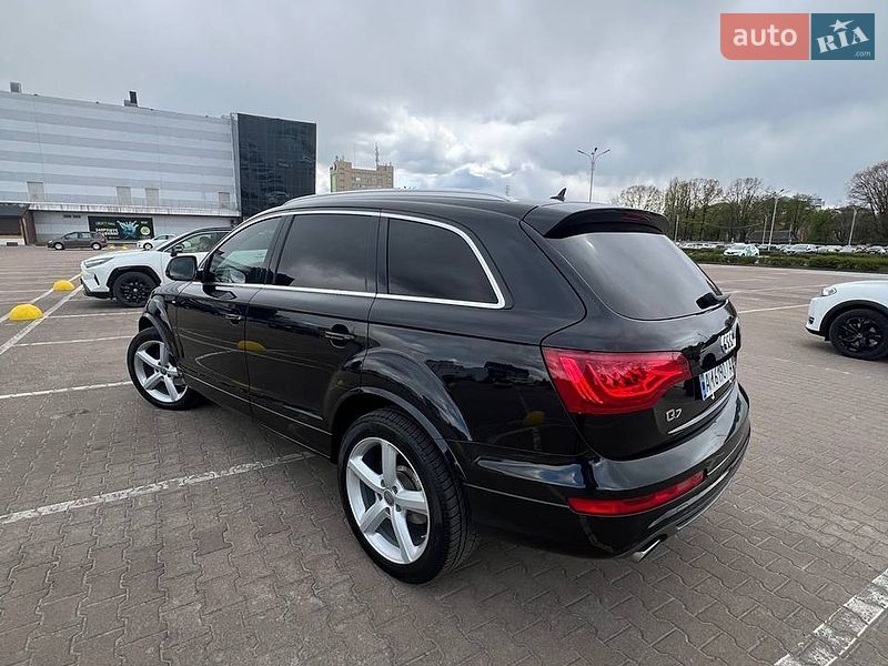 Позашляховик / Кросовер Audi Q7 2011 в Житомирі