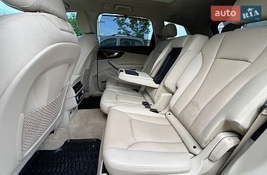 Позашляховик / Кросовер Audi Q7 2017 в Коломиї