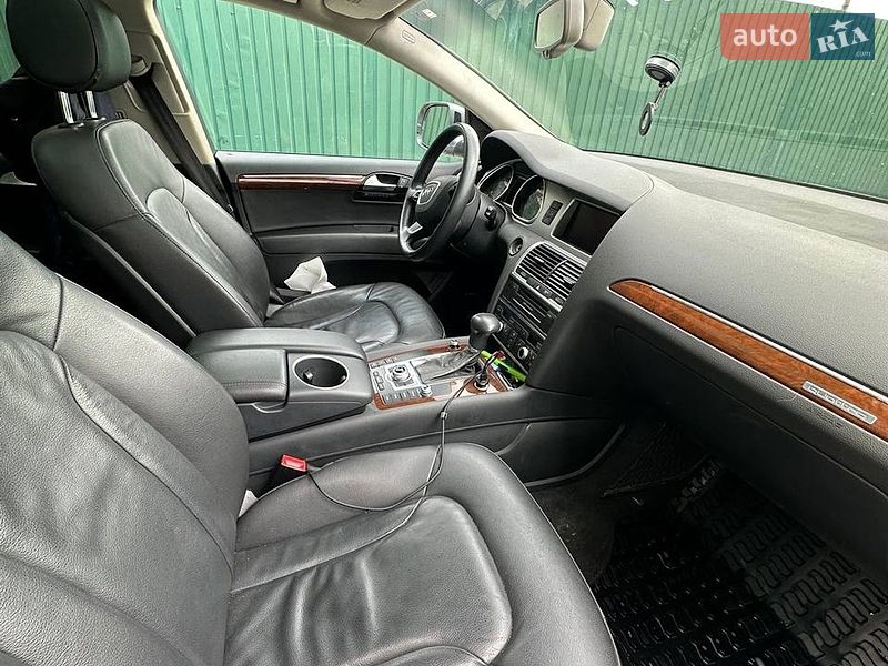 Внедорожник / Кроссовер Audi Q7 2012 в Киеве