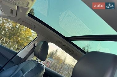 Позашляховик / Кросовер Audi Q7 2015 в Краснограді