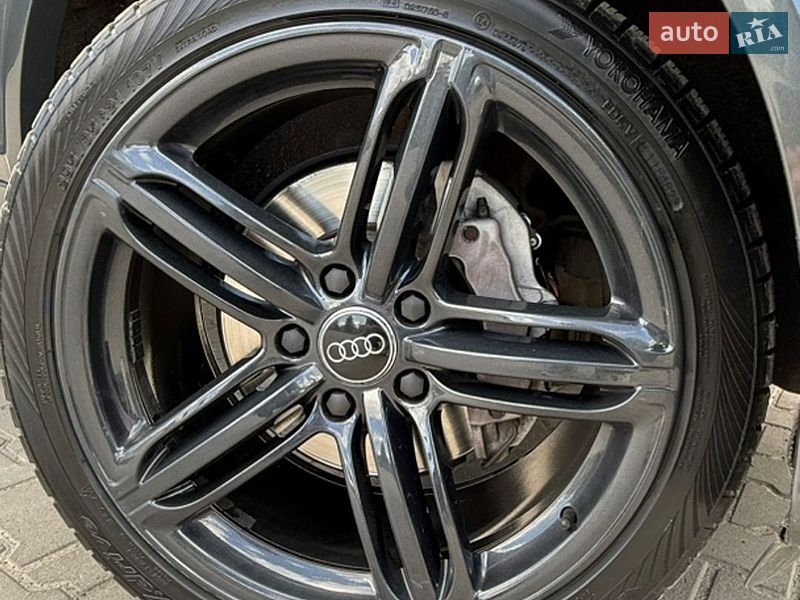 Внедорожник / Кроссовер Audi Q7 2015 в Львове