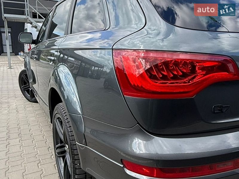 Внедорожник / Кроссовер Audi Q7 2015 в Львове