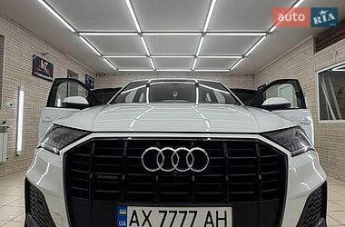 Внедорожник / Кроссовер Audi Q7 2021 в Киеве