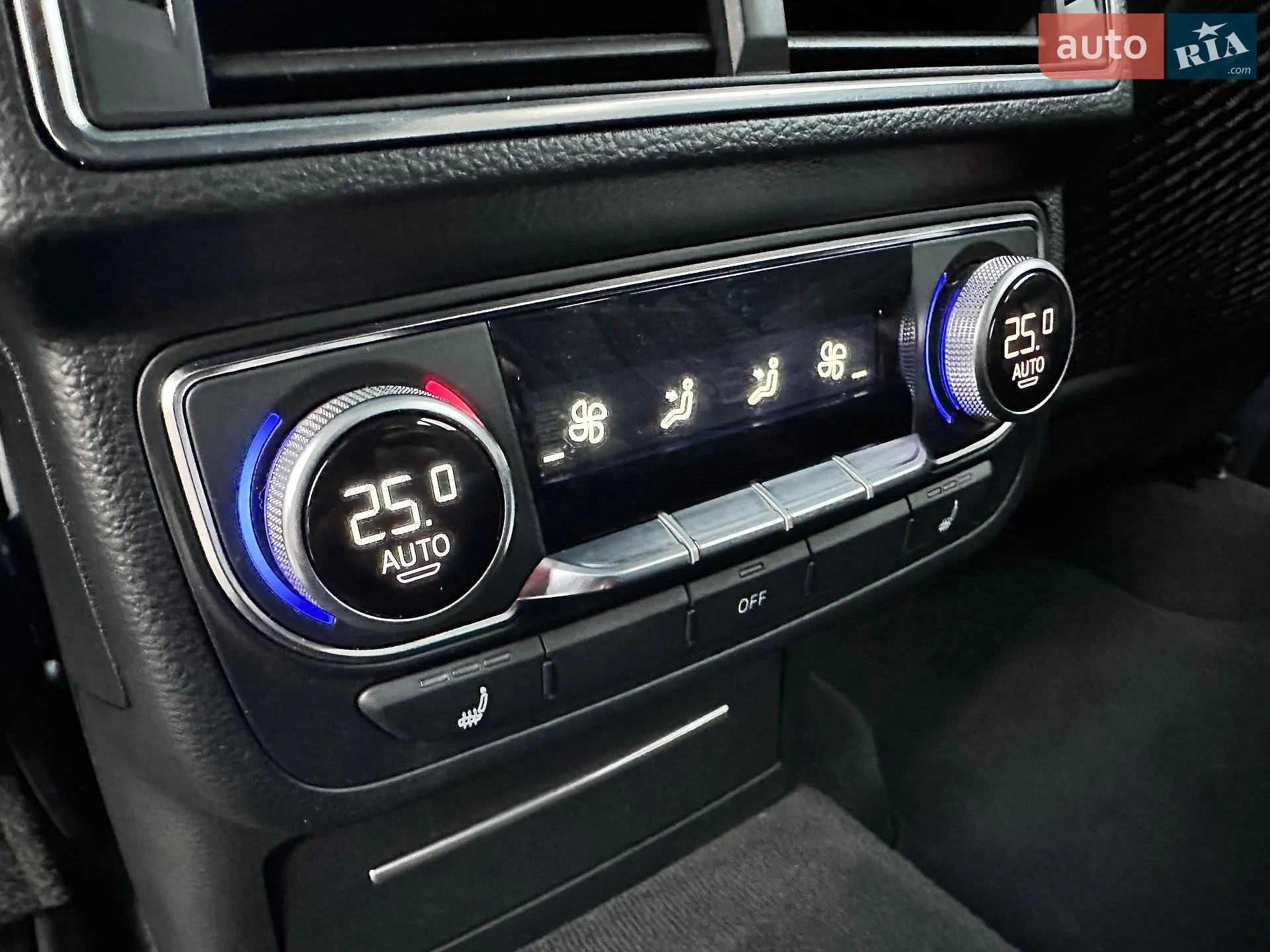 2017 Audi Q7 - мініатюра 31