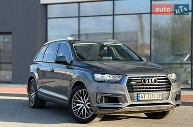 Позашляховик / Кросовер Audi Q7 2016 в Івано-Франківську