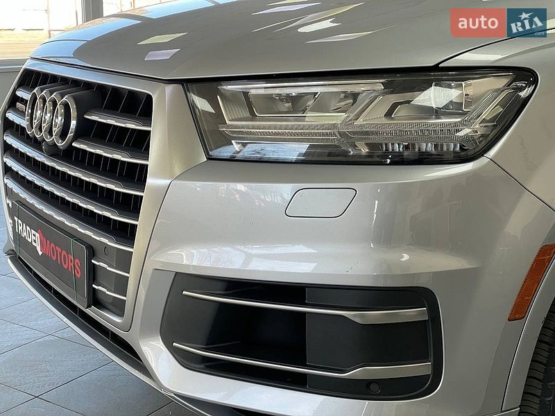 Внедорожник / Кроссовер Audi Q7 2017 в Киеве