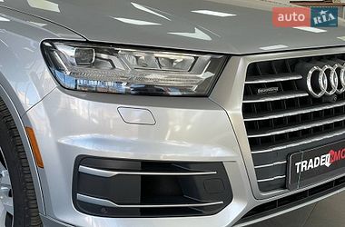 Внедорожник / Кроссовер Audi Q7 2017 в Киеве