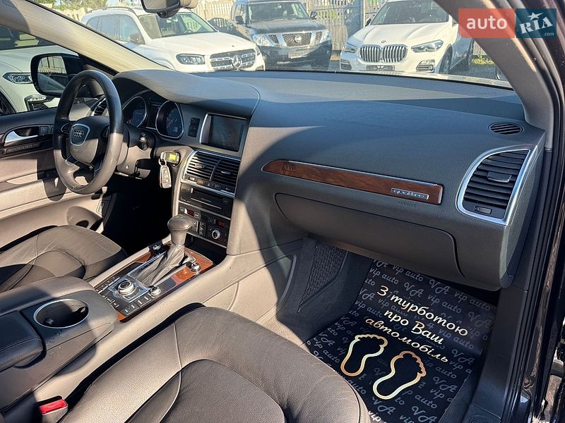 Позашляховик / Кросовер Audi Q7 2013 в Тернополі