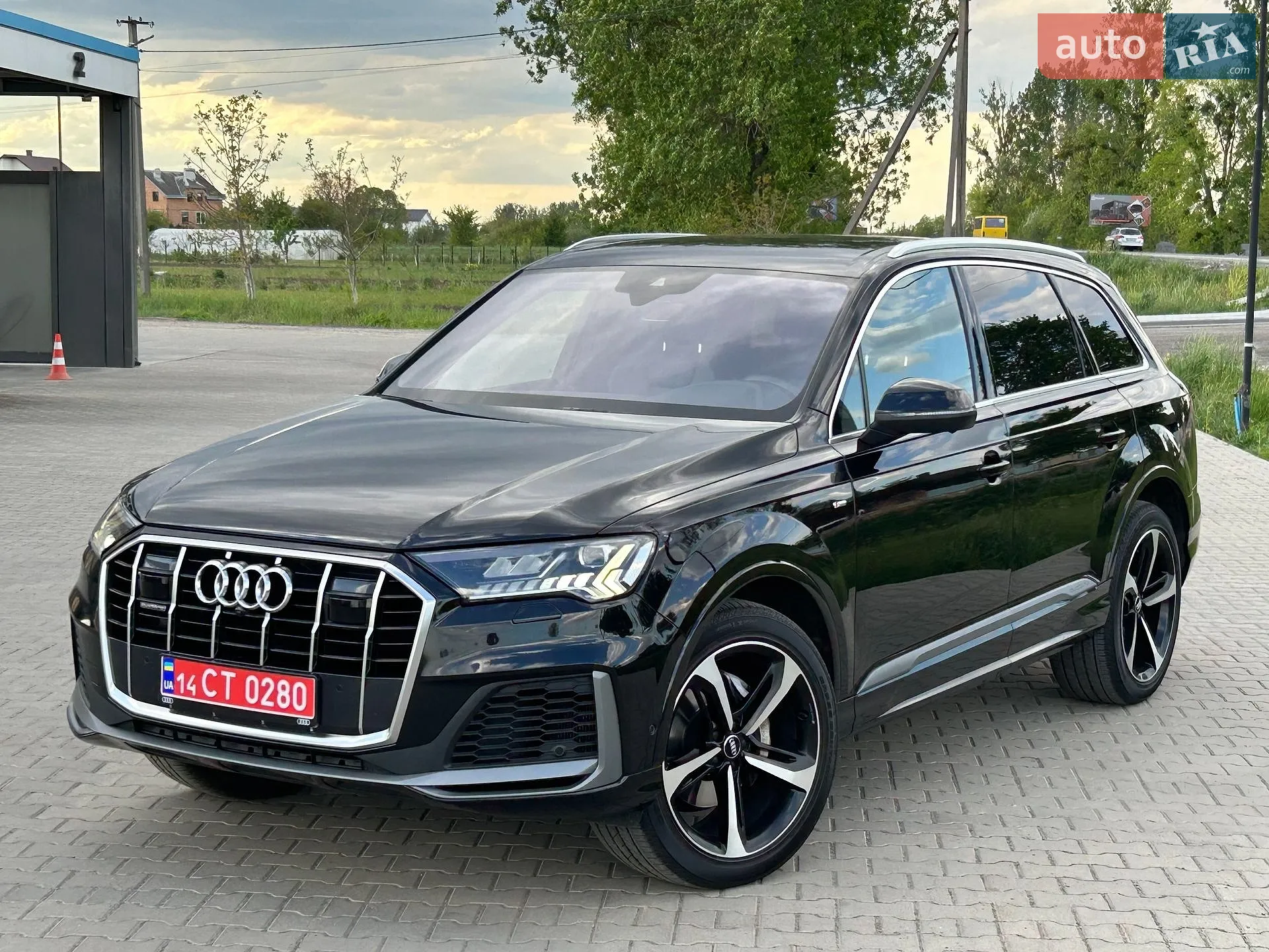 2020 Audi Q7 - мініатюра 16